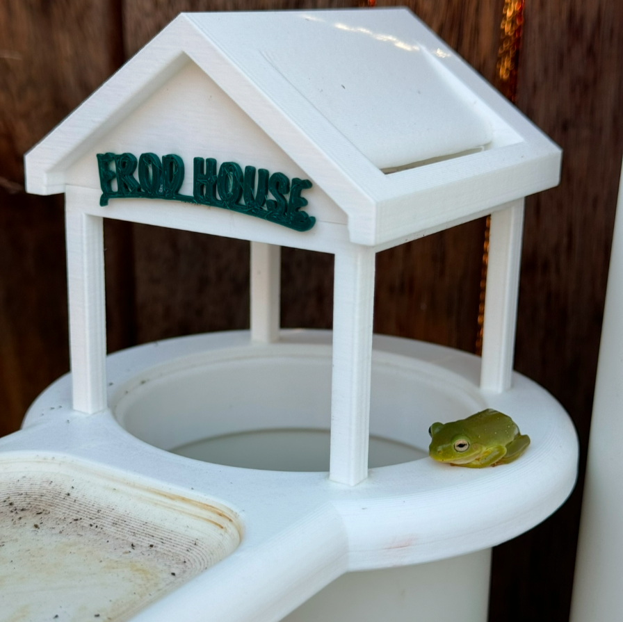 Frod House Pipe Topper (Frog House)